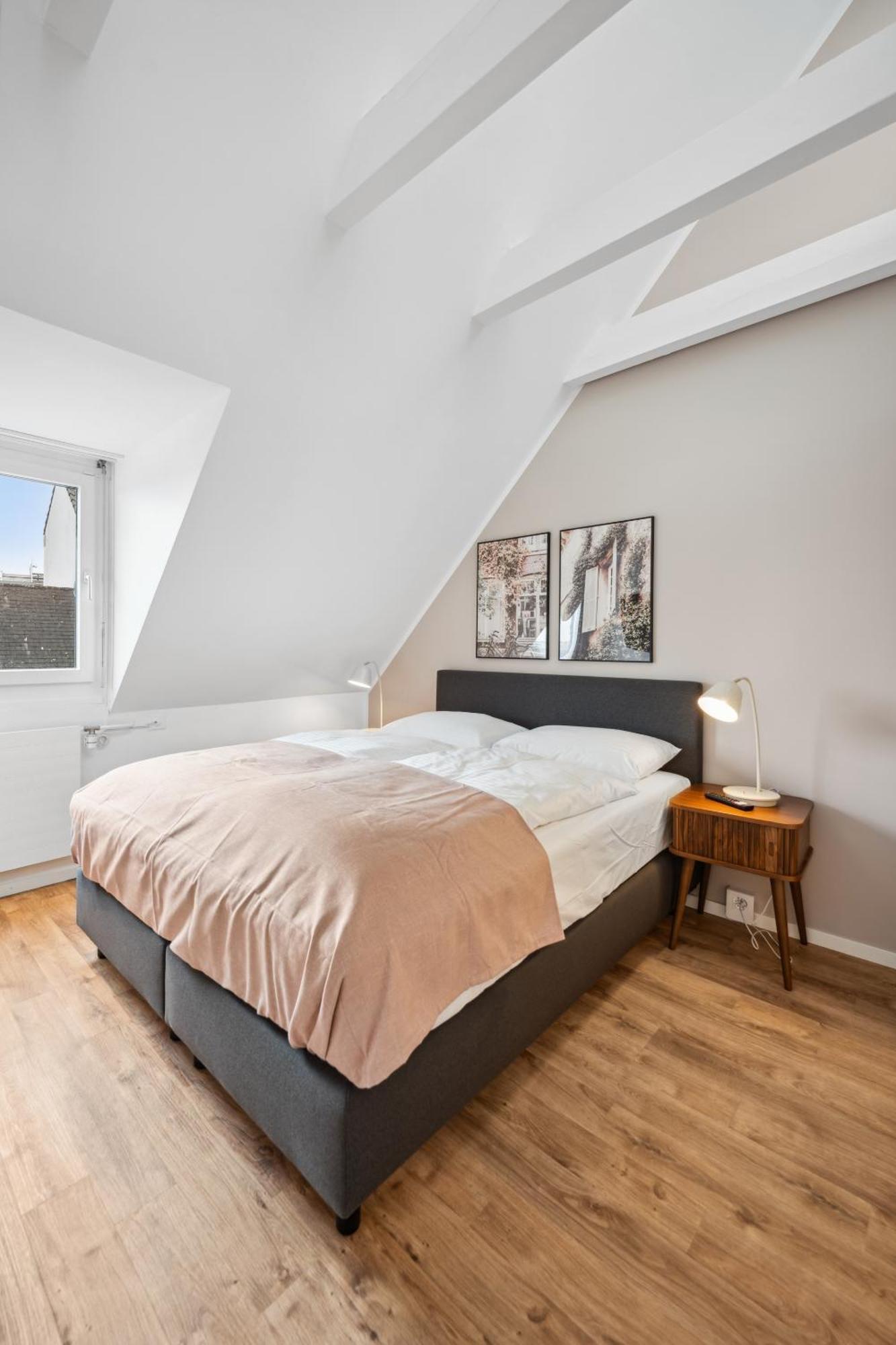 Limehome Basel Muenzgasse Zimmer foto