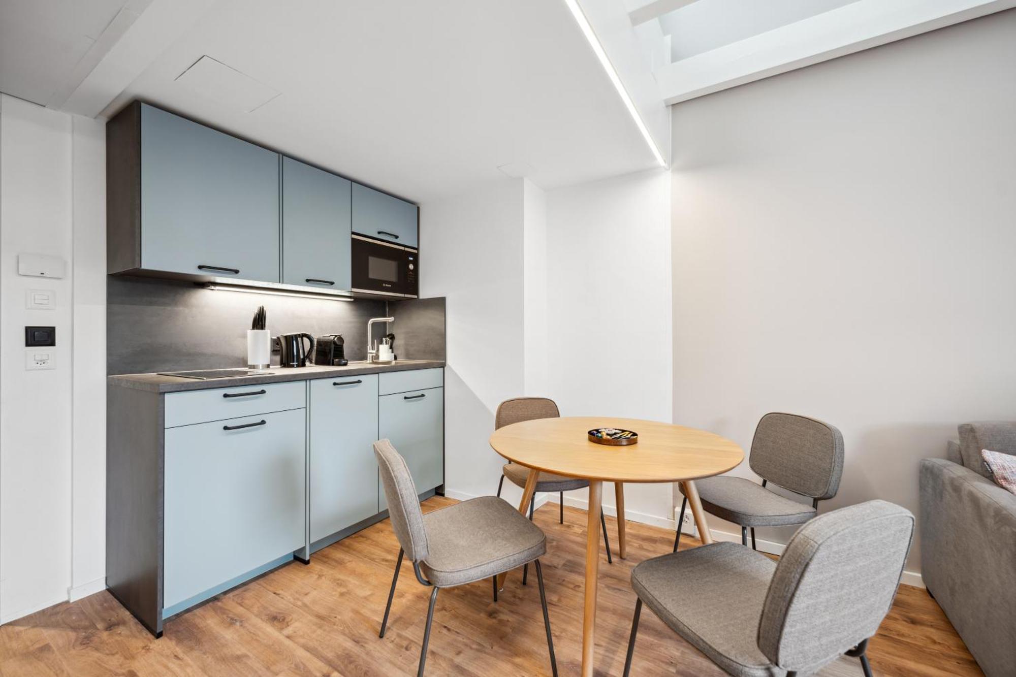 Limehome Basel Muenzgasse Zimmer foto
