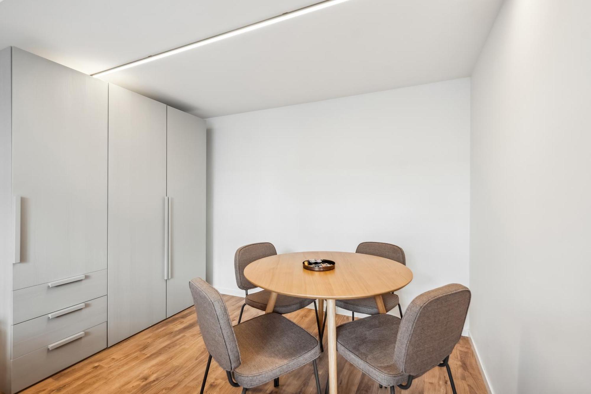 Limehome Basel Muenzgasse Zimmer foto